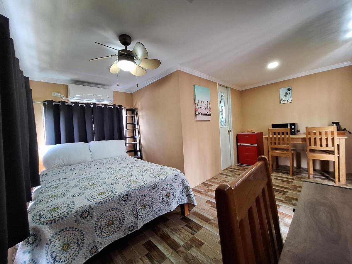 Bed and Breakfast Joe'S Castle Sagbayan Екстер'єр фото