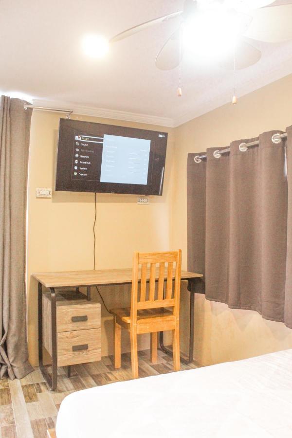 Bed and Breakfast Joe'S Castle Sagbayan Екстер'єр фото